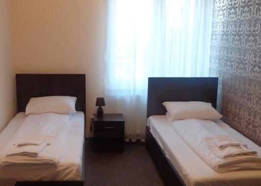 Hotel & Restauracja Euforia Garwolin Zimmer foto